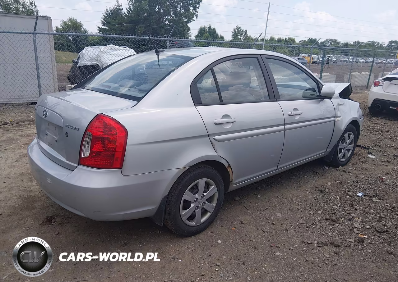 2010 Hyundai Accent Gls VIN:KMHCN4AC8AU504848 - 4