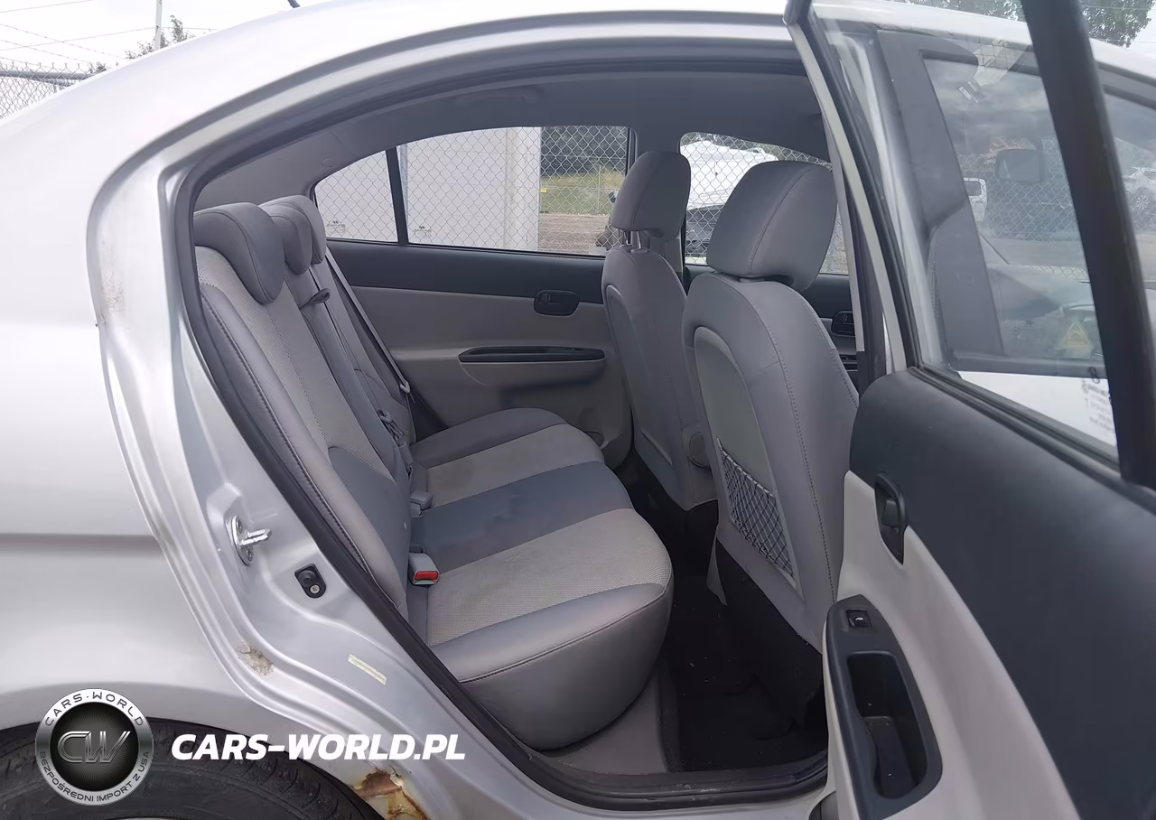 2010 Hyundai Accent Gls VIN:KMHCN4AC8AU504848 - 8