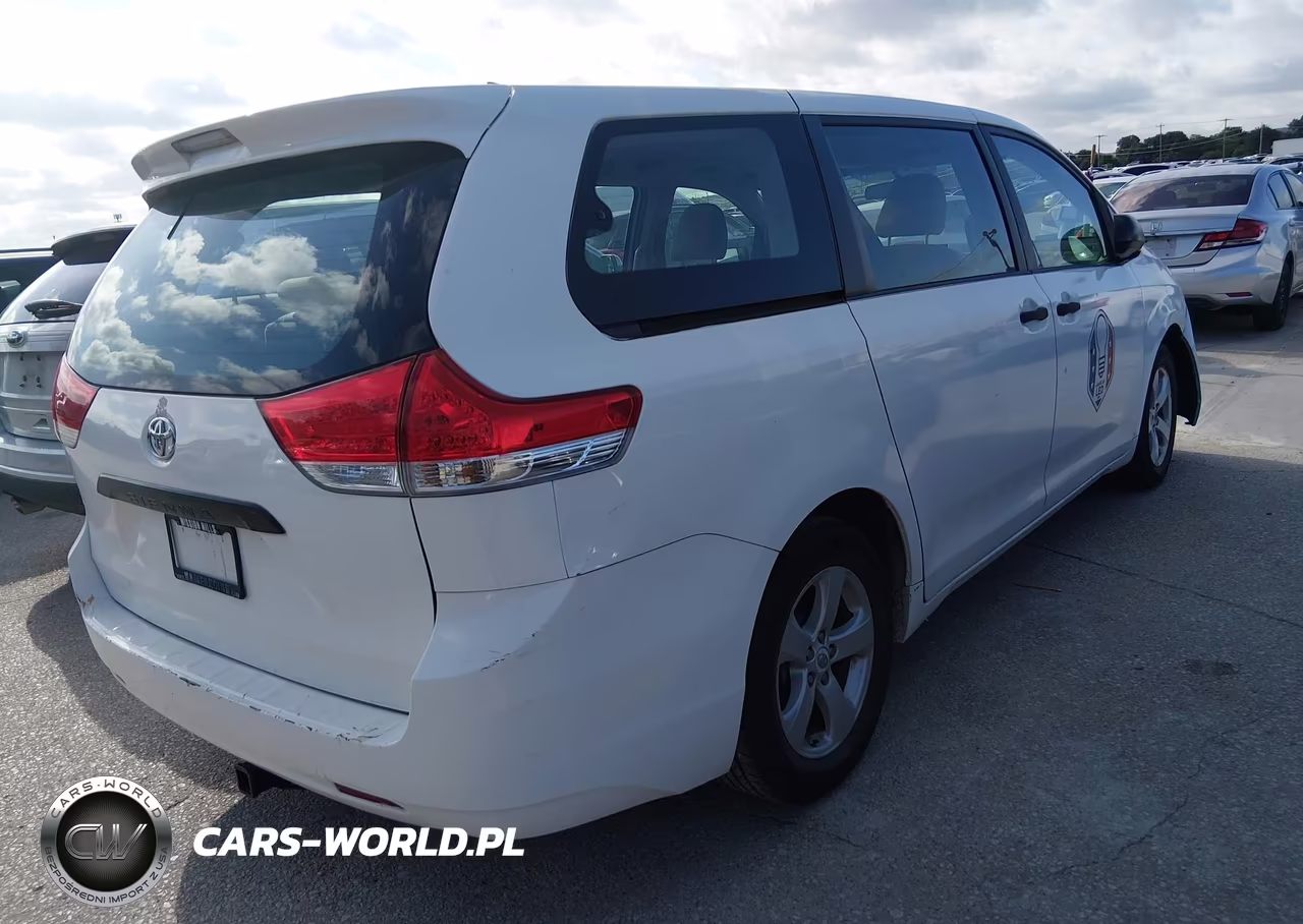 2013 Toyota Sienna L V6 7 Passenger VIN:5TDZK3DC0DS306500 - 4