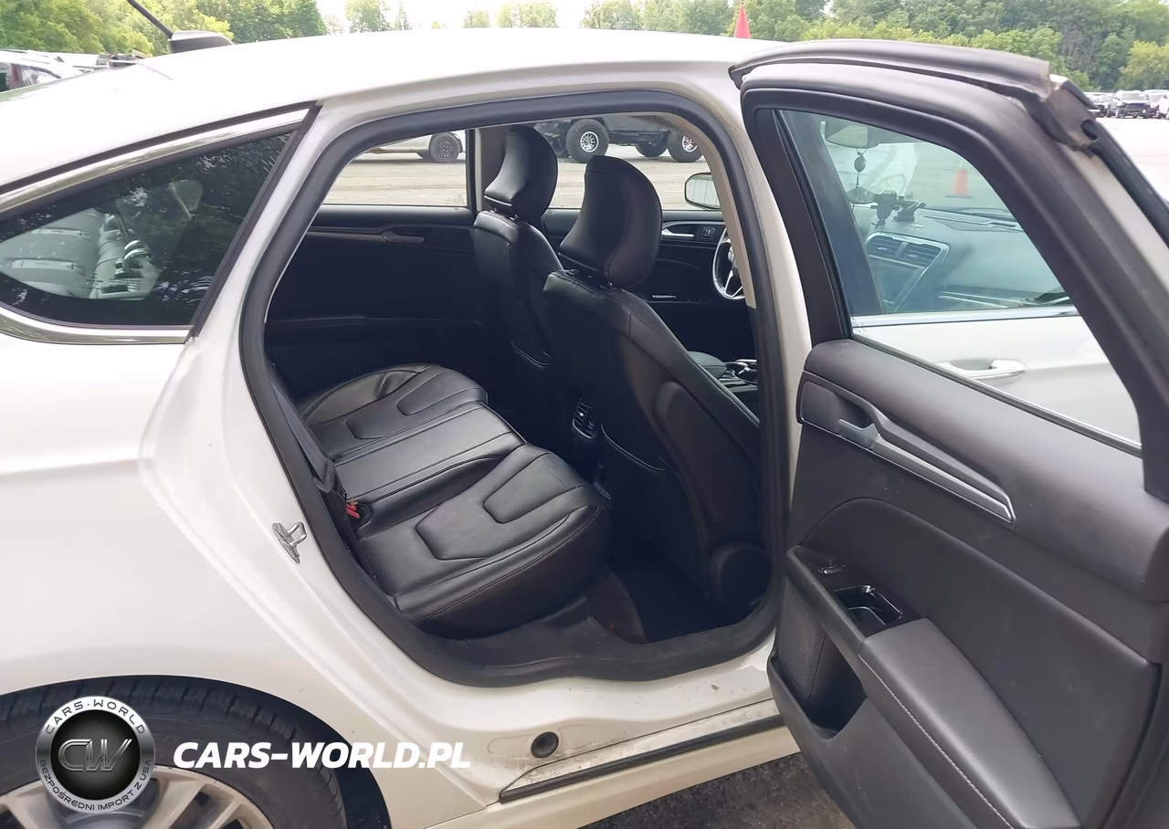 2015 Ford Fusion Hybrid Titanium VIN:3FA6P0RU8FR243405 - 8