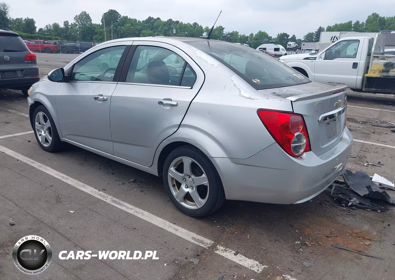 2014 Chevrolet Sonic Ltz Auto VIN:1G1JE5SB0E4201889 - 3