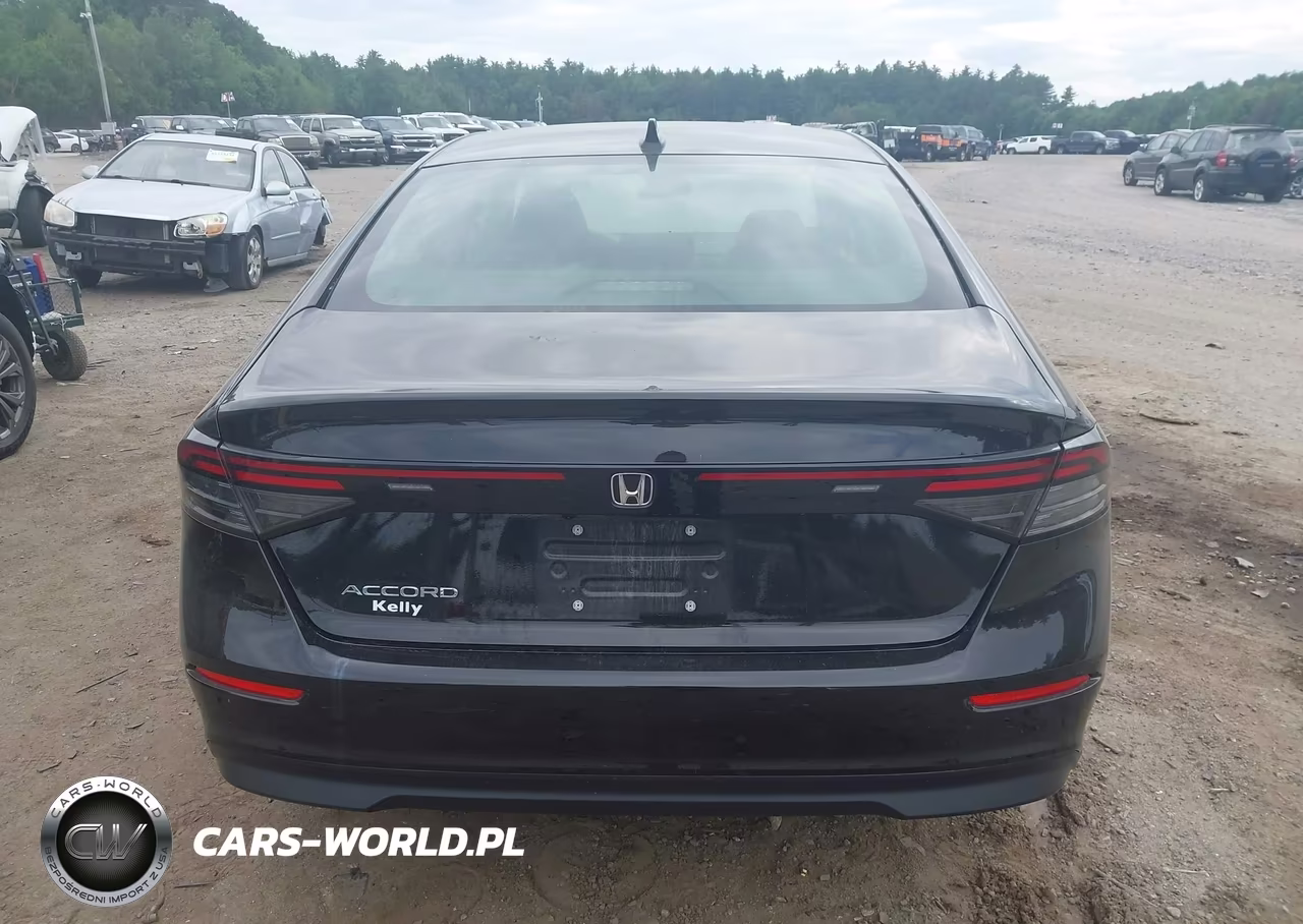 2024 Honda Accord Ex VIN:1HGCY1F3XRA057926 - 17