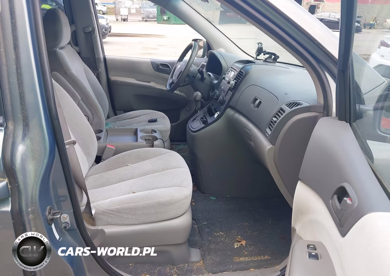 2008 Kia Sedona Lx VIN:KNDMB233686256861 - 5