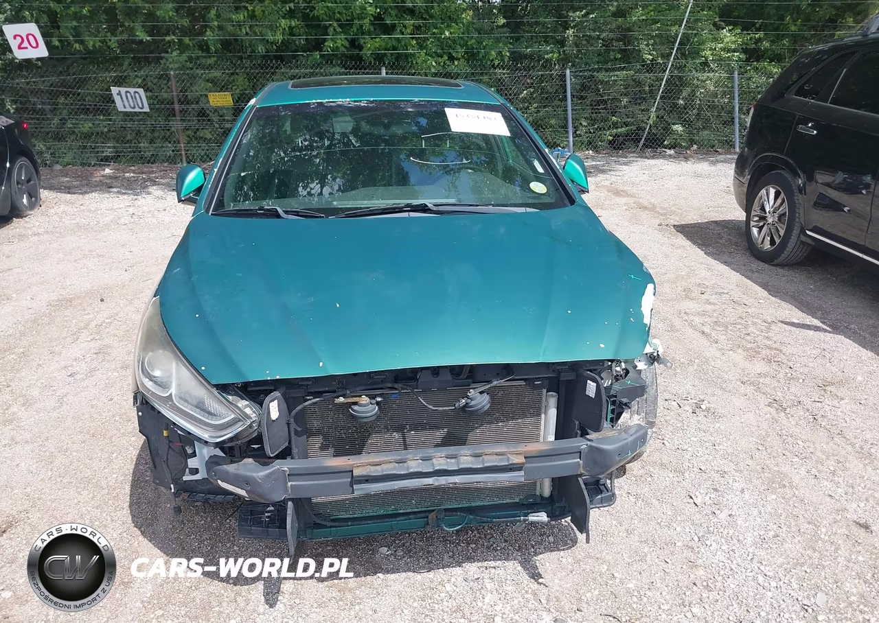 2018 Hyundai Sonata Sport VIN:5NPE34AF1JH642111 - 12