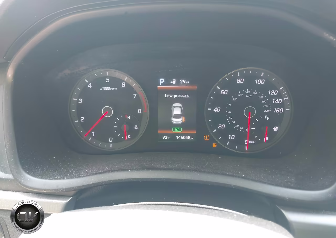 2018 Hyundai Sonata Sport VIN:5NPE34AF1JH642111 - 7