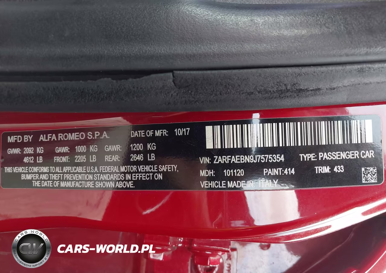 2018 Alfa Romeo Giulia Rwd VIN:ZARFAEBN9J7575354 - 9