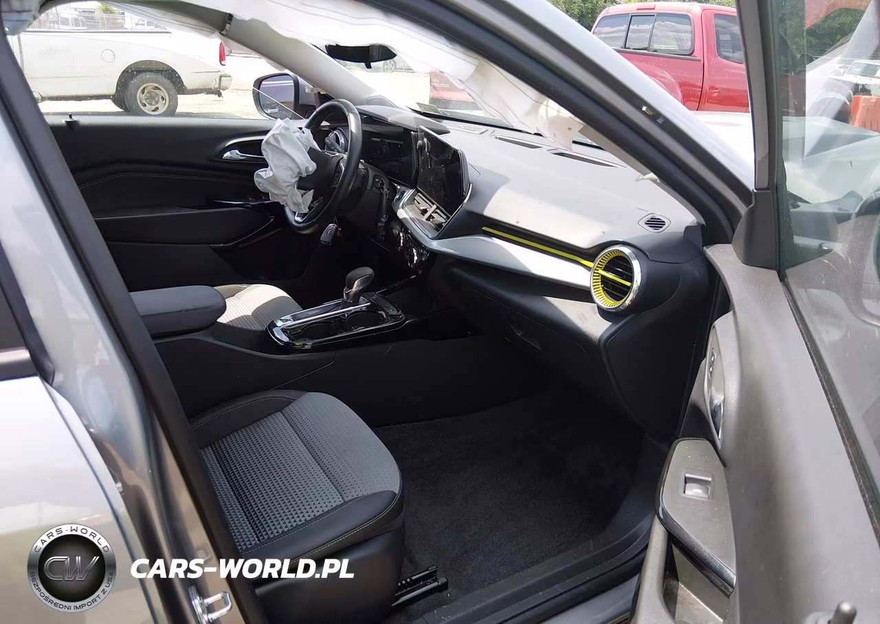 2025 Chevrolet Trax Fwd Lt VIN:KL77LHEP5SC269099 - 5