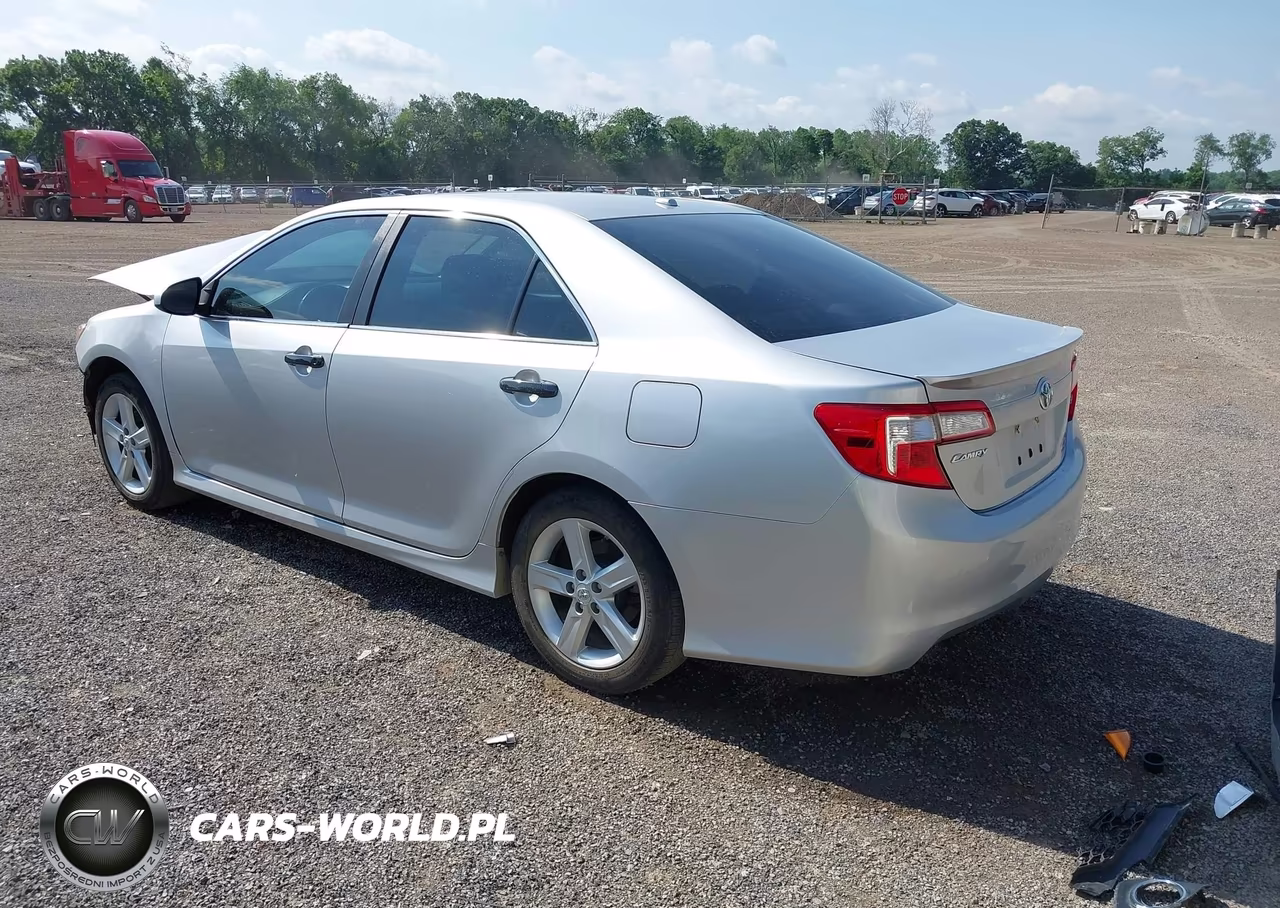 2012 Toyota Camry Se VIN:4T1BF1FK5CU037396 - 3