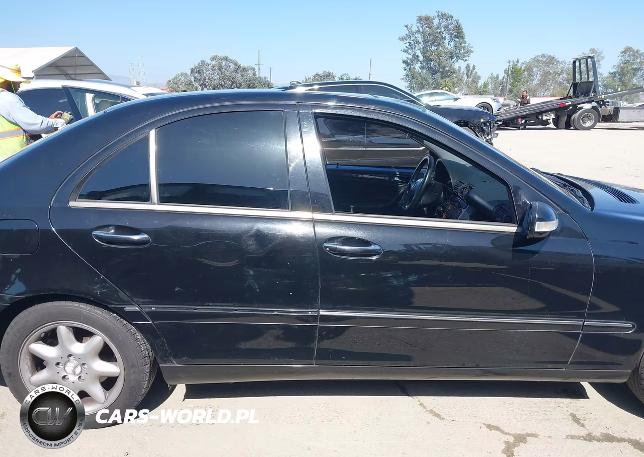 2002 Mercedes-Benz C 240 VIN:WDBRF61J12F175985 - 13