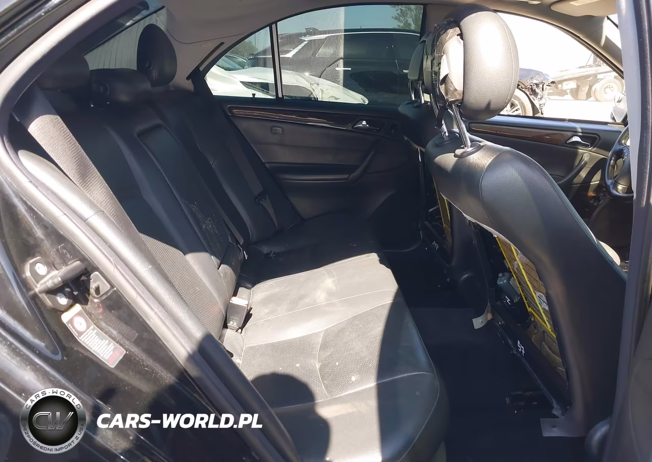 2002 Mercedes-Benz C 240 VIN:WDBRF61J12F175985 - 8