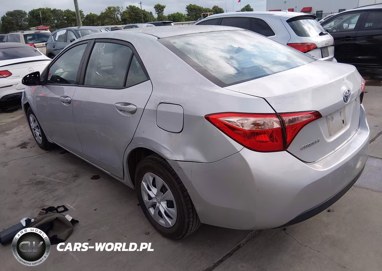2017 Toyota Corolla L VIN:2T1BURHE8HC873241 - 3