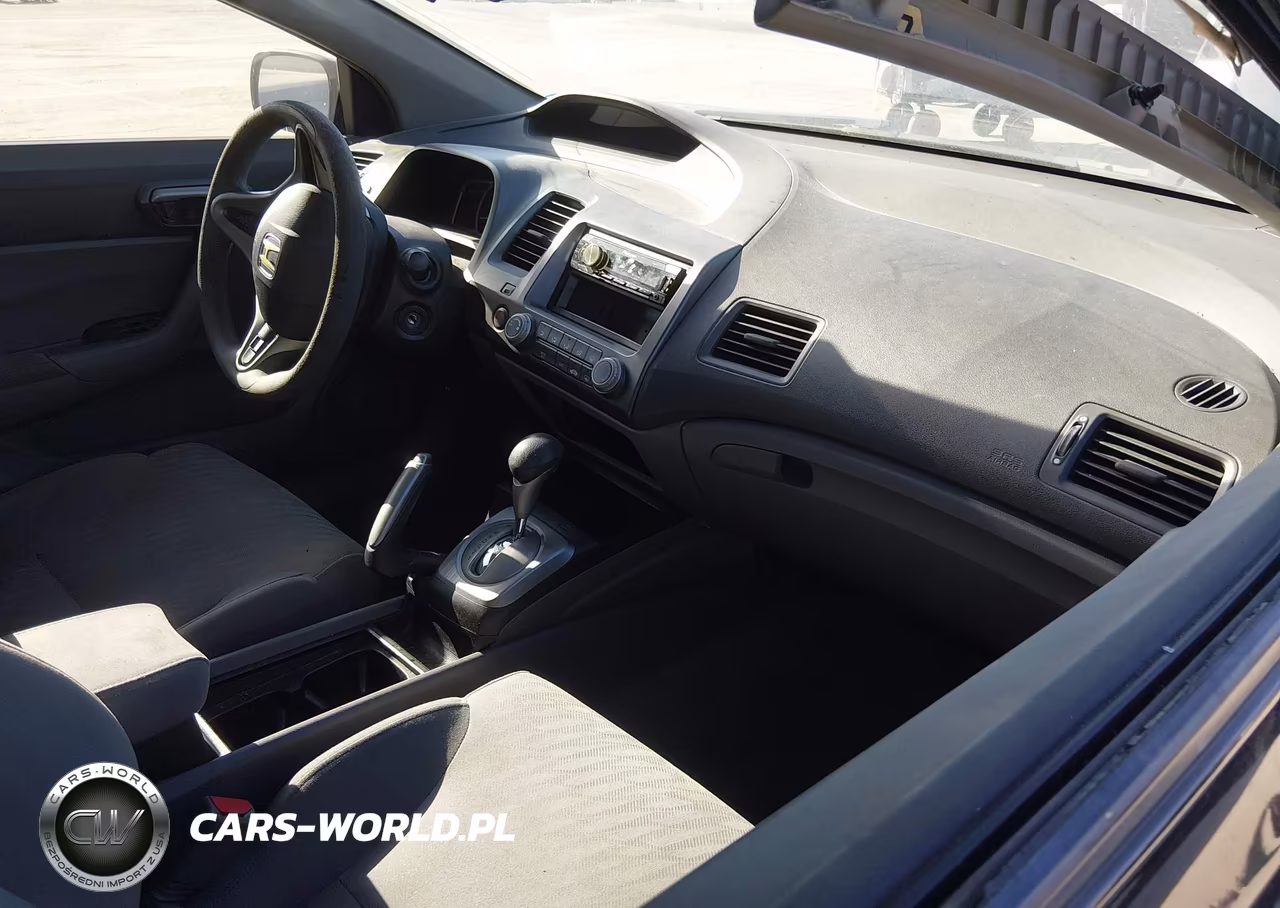 2009 Honda Civic Lx VIN:2HGFG12669H508626 - 5