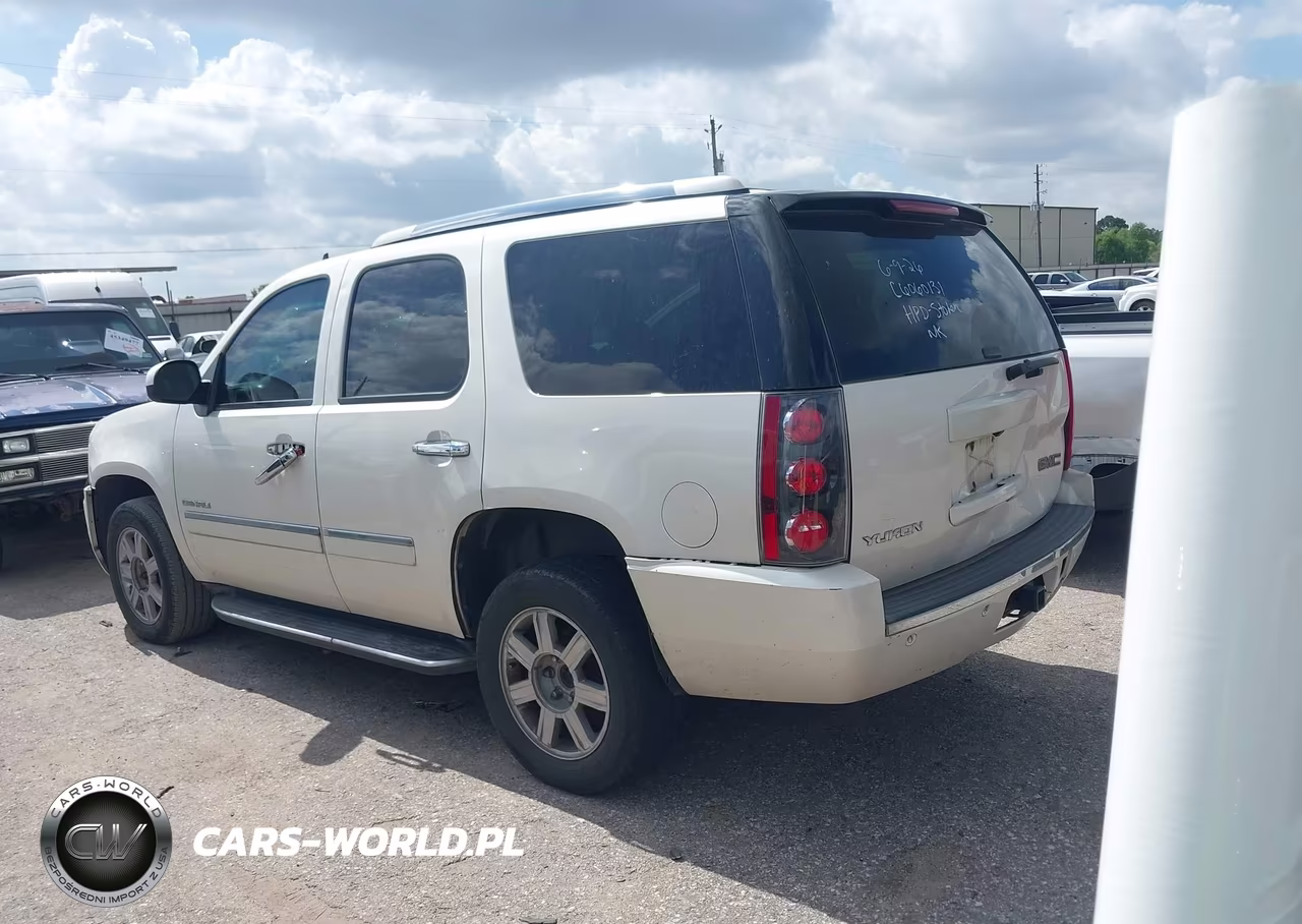 2013 GMC Yukon Denali VIN:1GKS1EEF9DR370417 - 3