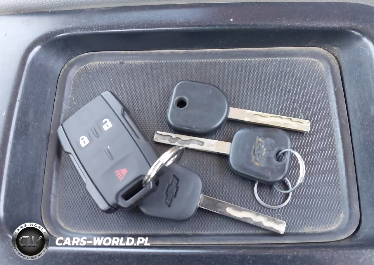 2016 Chevrolet Silverado 1500 Work Truck VIN:1GCNKNEH4GZ311870 - 11