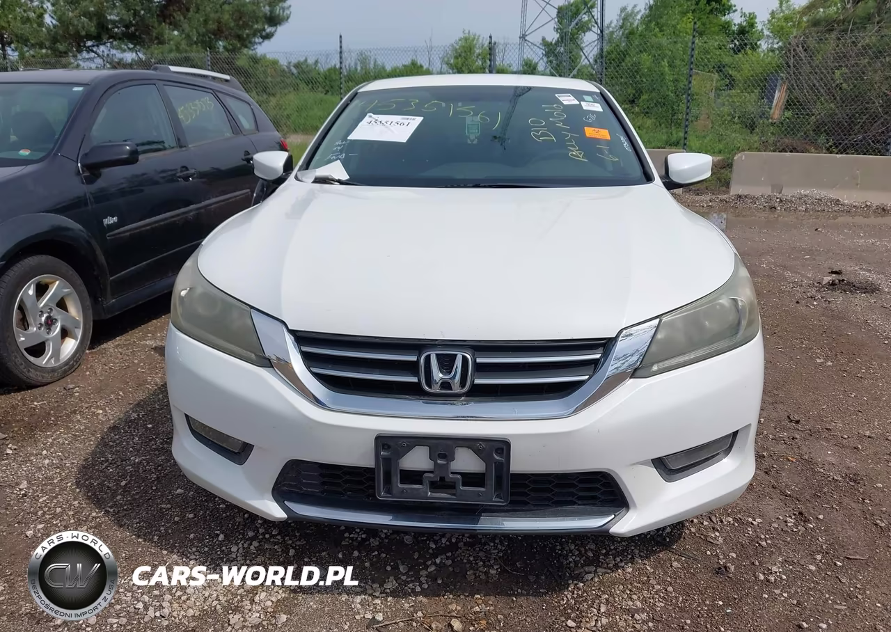 2015 Honda Accord Sport VIN:1HGCR2F56FA073234 - 15