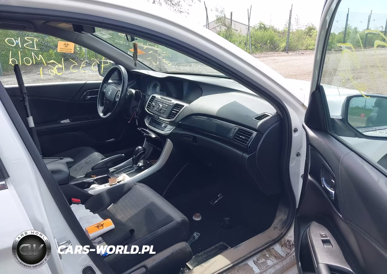 2015 Honda Accord Sport VIN:1HGCR2F56FA073234 - 5