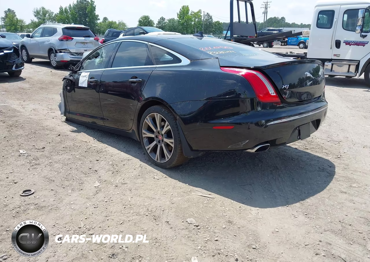 2013 Jaguar Xj VIN:SAJWA1C76D8V41570 - 3