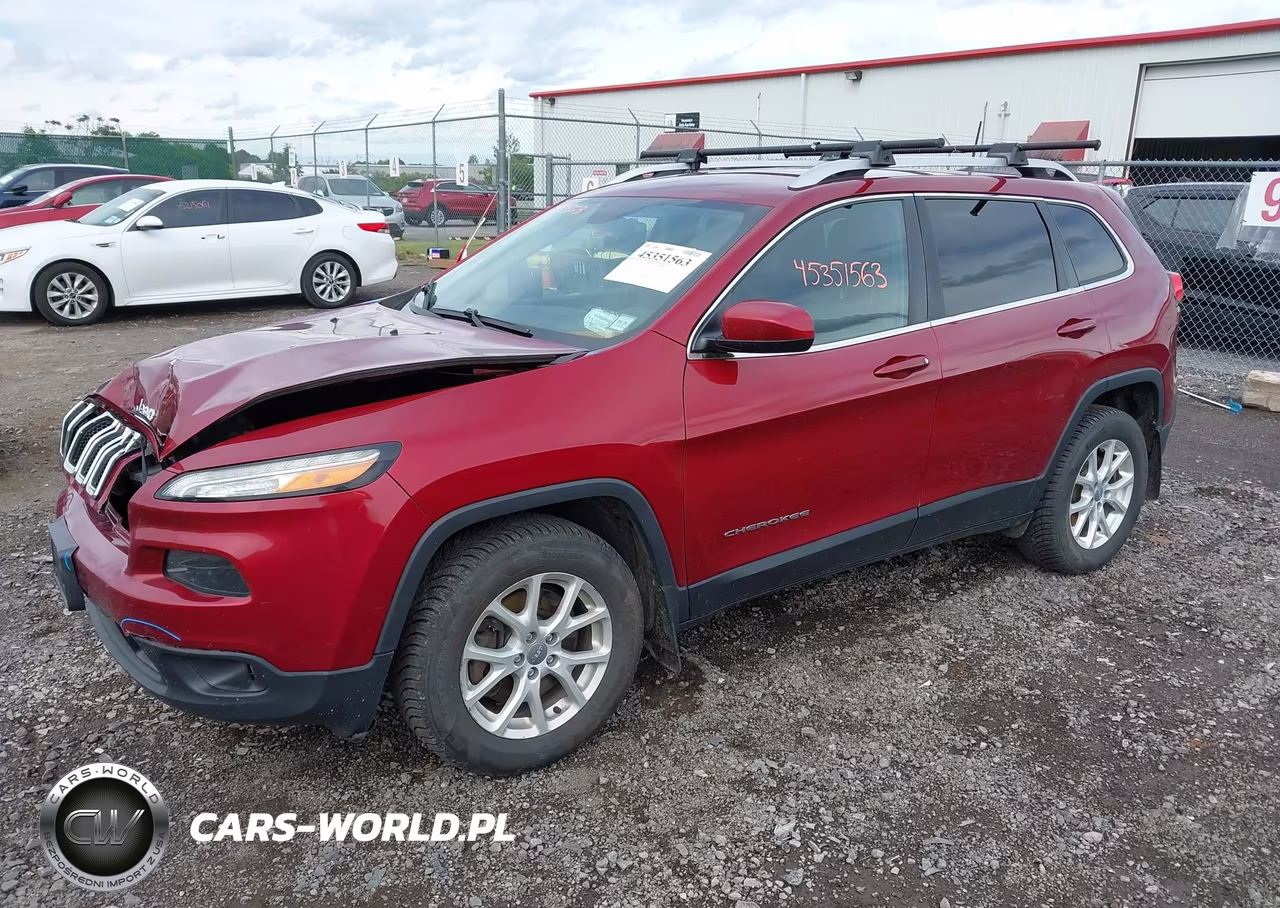2016 Jeep Cherokee Latitude VIN:1C4PJMCB2GW214219 - 2