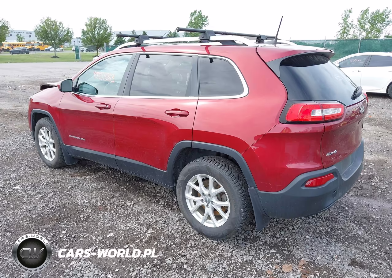 2016 Jeep Cherokee Latitude VIN:1C4PJMCB2GW214219 - 3