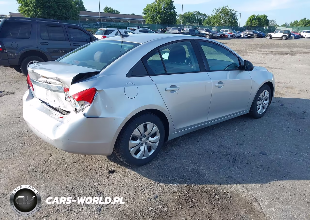 2013 Chevrolet Cruze Ls Auto VIN:1G1PA5SG2D7120598 - 4