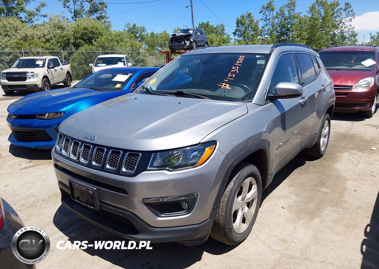 2018 Jeep Compass Latitude 4X4 VIN:3C4NJDBB6JT418379 - 2