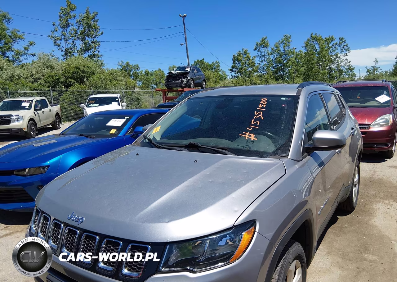 2018 Jeep Compass Latitude 4X4 VIN:3C4NJDBB6JT418379 - 6