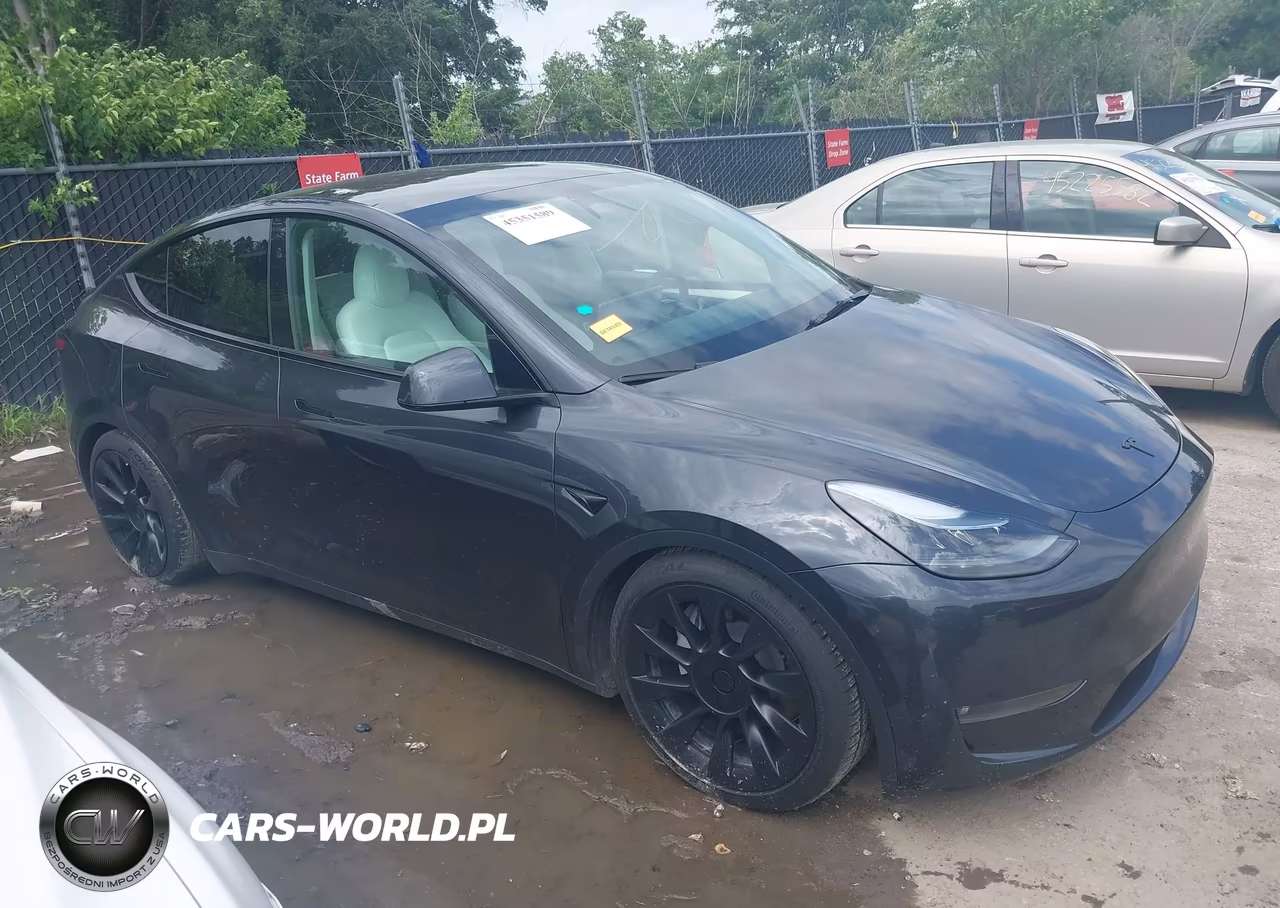 2024 Tesla Model Y Long Range Dual Motor All-Wheel Drive – zdjęcie 1 z 12