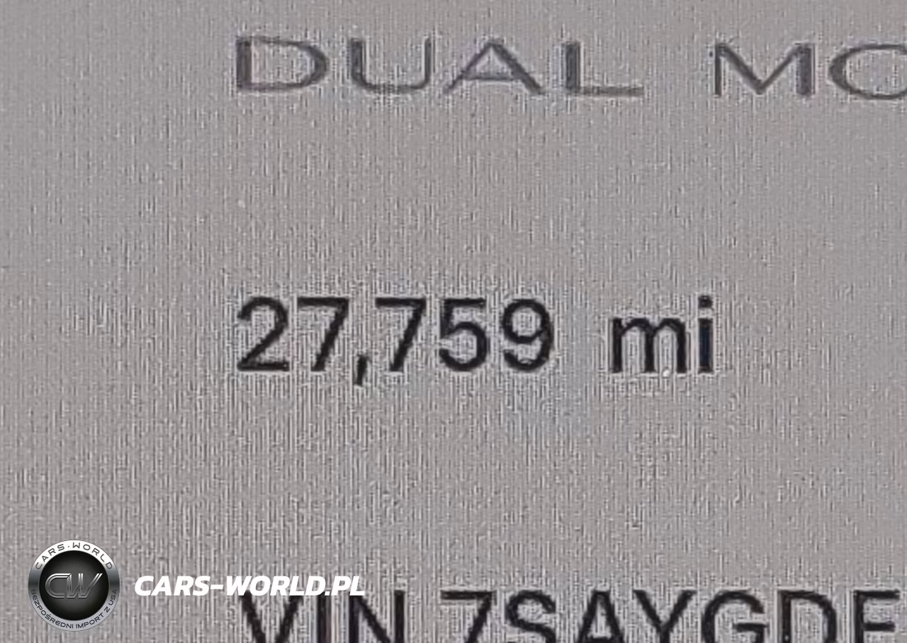 2024 Tesla Model Y Long Range Dual Motor All-Wheel Drive VIN:7SAYGDEE1RF204642 - 12