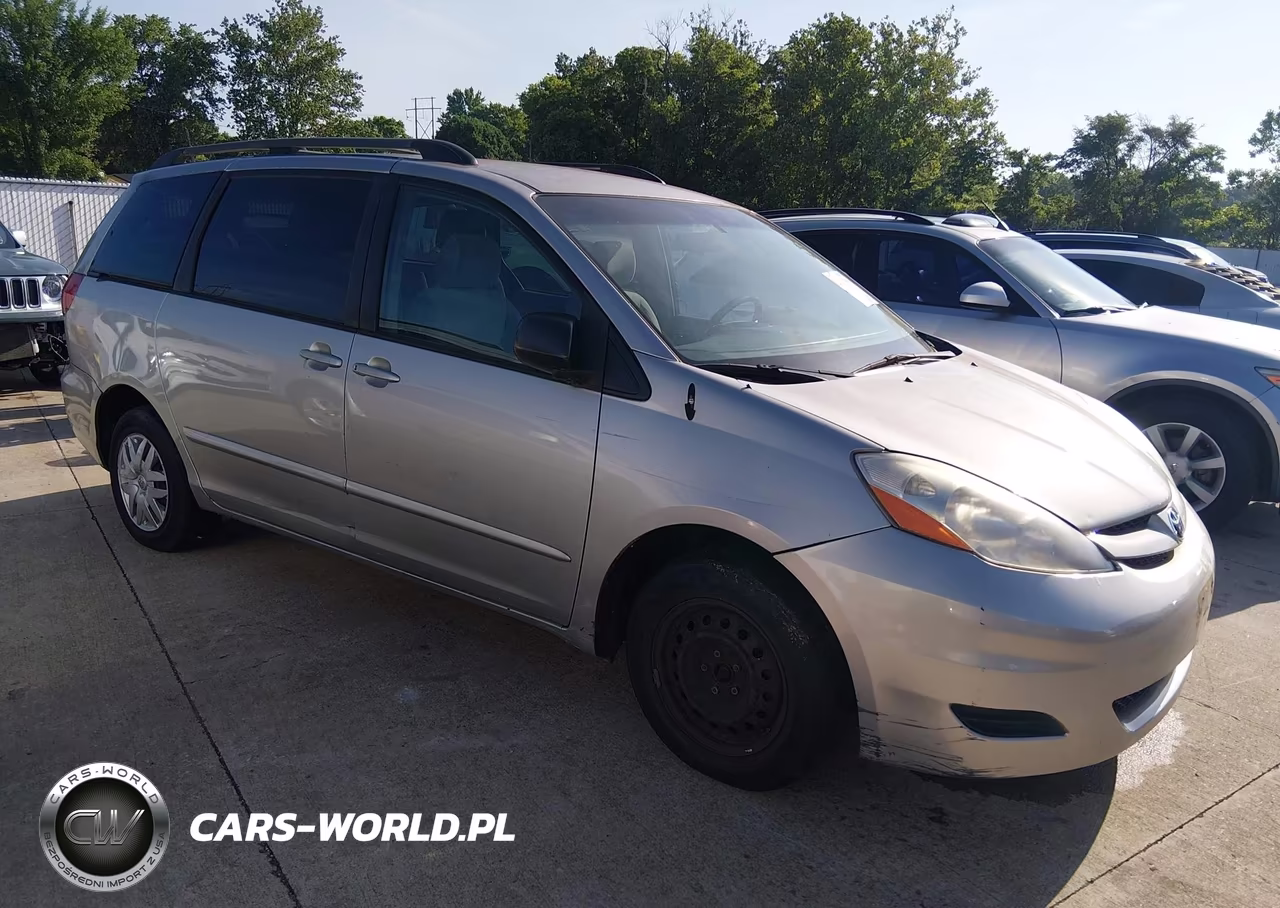 2008 Toyota Sienna Le – zdjęcie 1 z 12