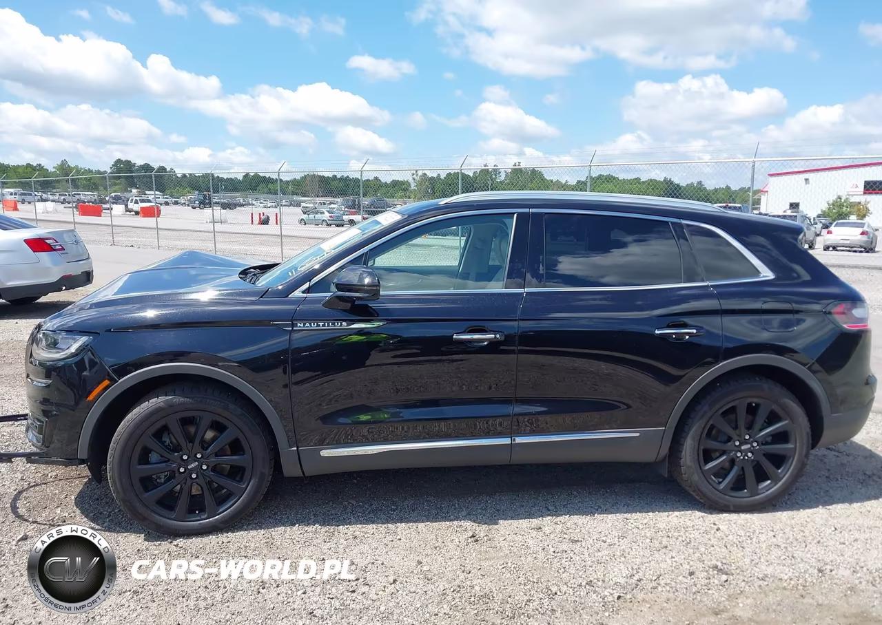 2020 Lincoln Nautilus Reserve VIN:2LMPJ6K9XLBL30662 - 15