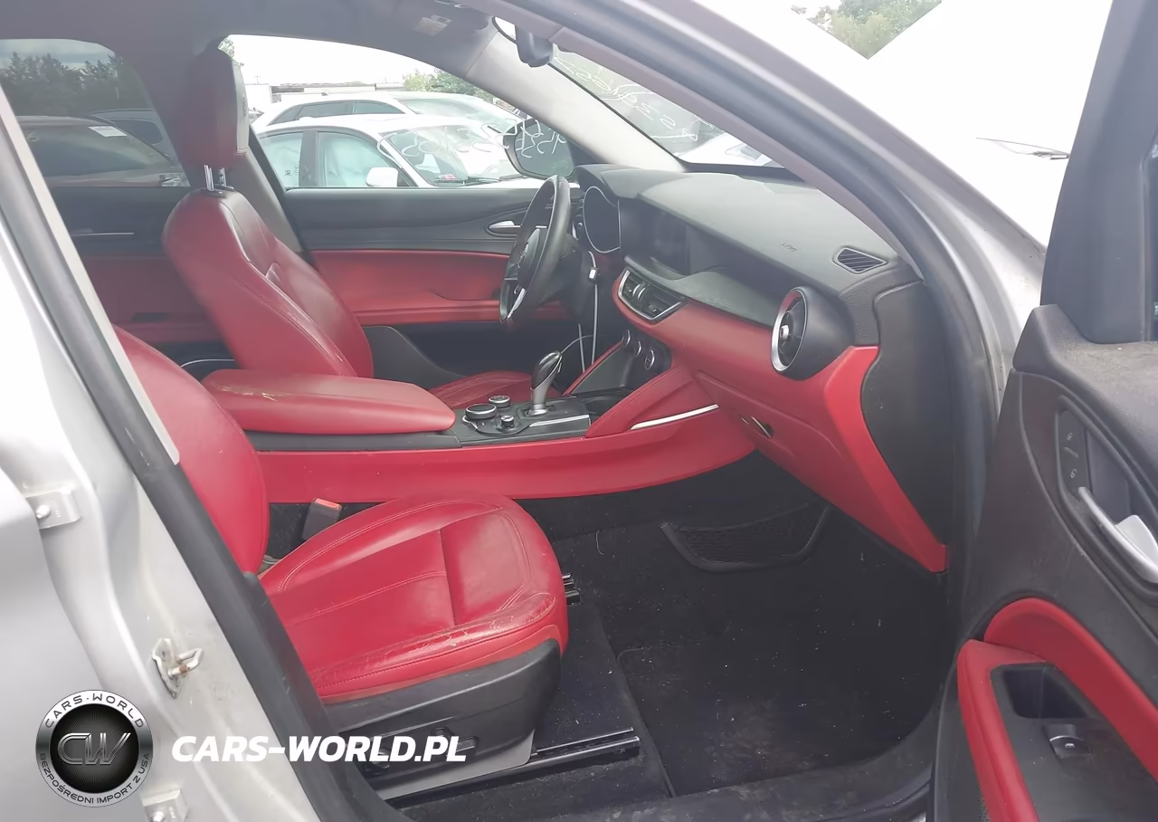 2018 Alfa Romeo Stelvio Awd VIN:ZASFAKAN3J7B80779 - 5