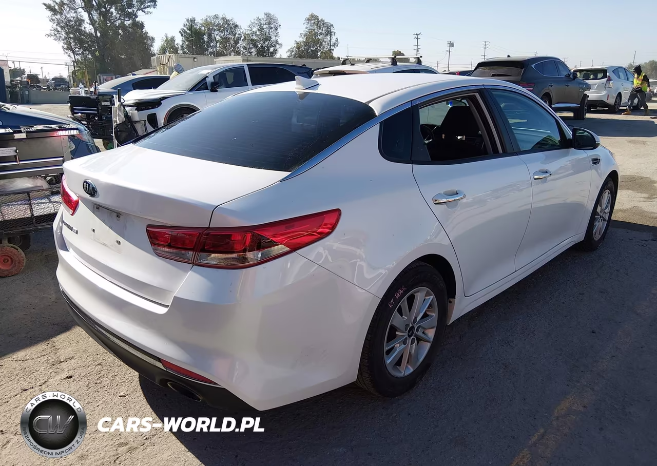 2017 Kia Optima Lx VIN:KNAGT4L34H5156153 - 4