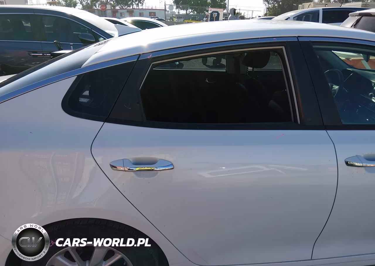 2017 Kia Optima Lx VIN:KNAGT4L34H5156153 - 6