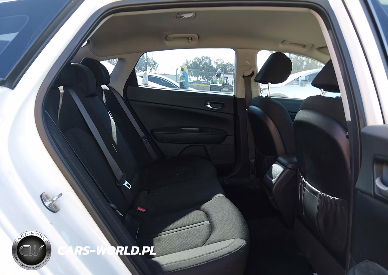 2017 Kia Optima Lx VIN:KNAGT4L34H5156153 - 8