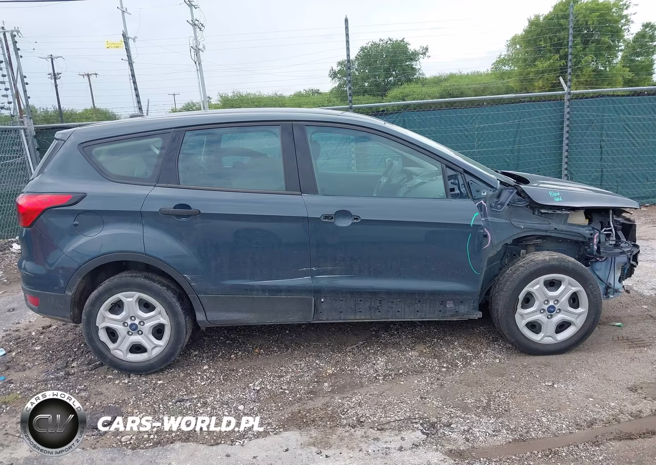 2019 Ford Escape S VIN:1FMCU0F73KUA17856 - 14