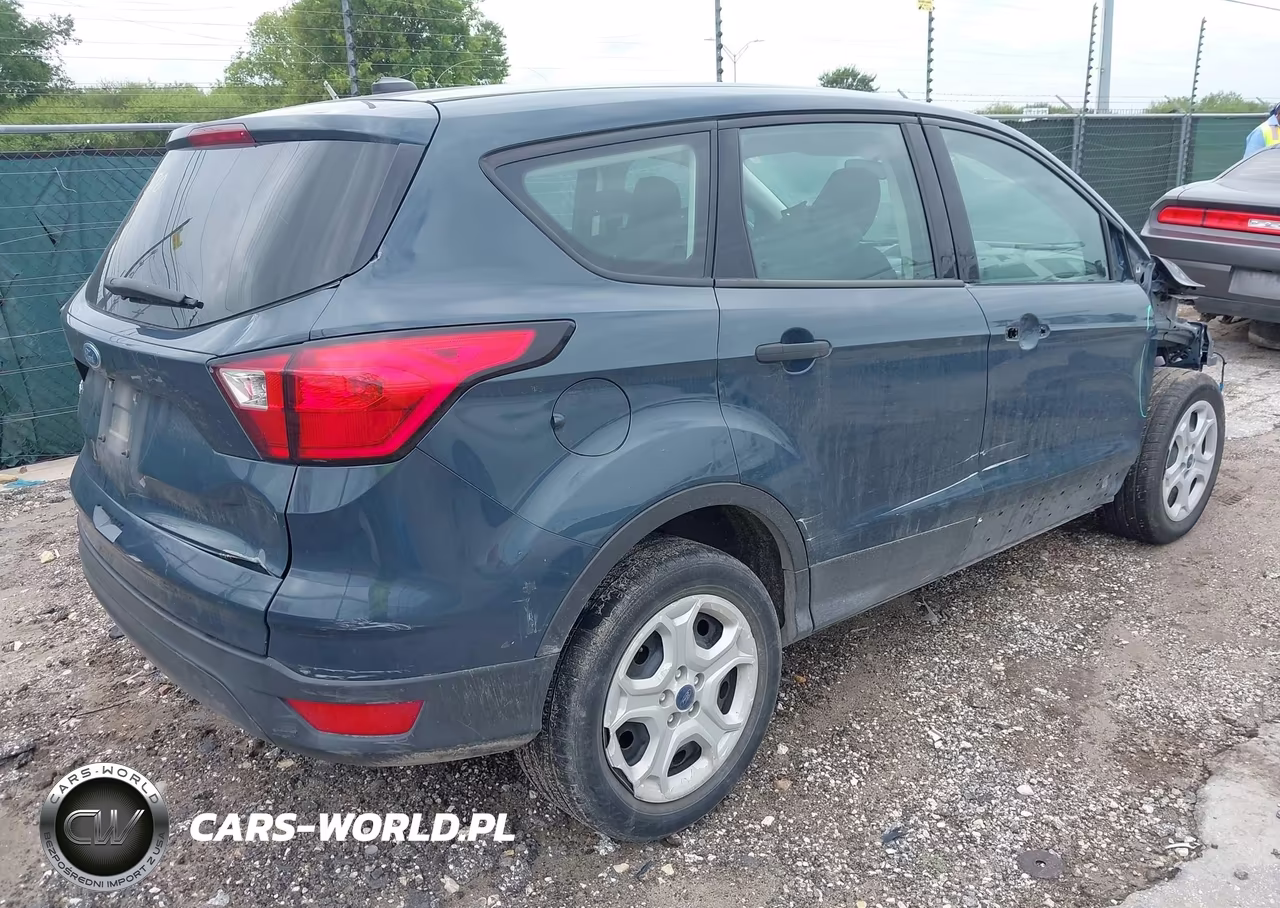 2019 Ford Escape S VIN:1FMCU0F73KUA17856 - 4