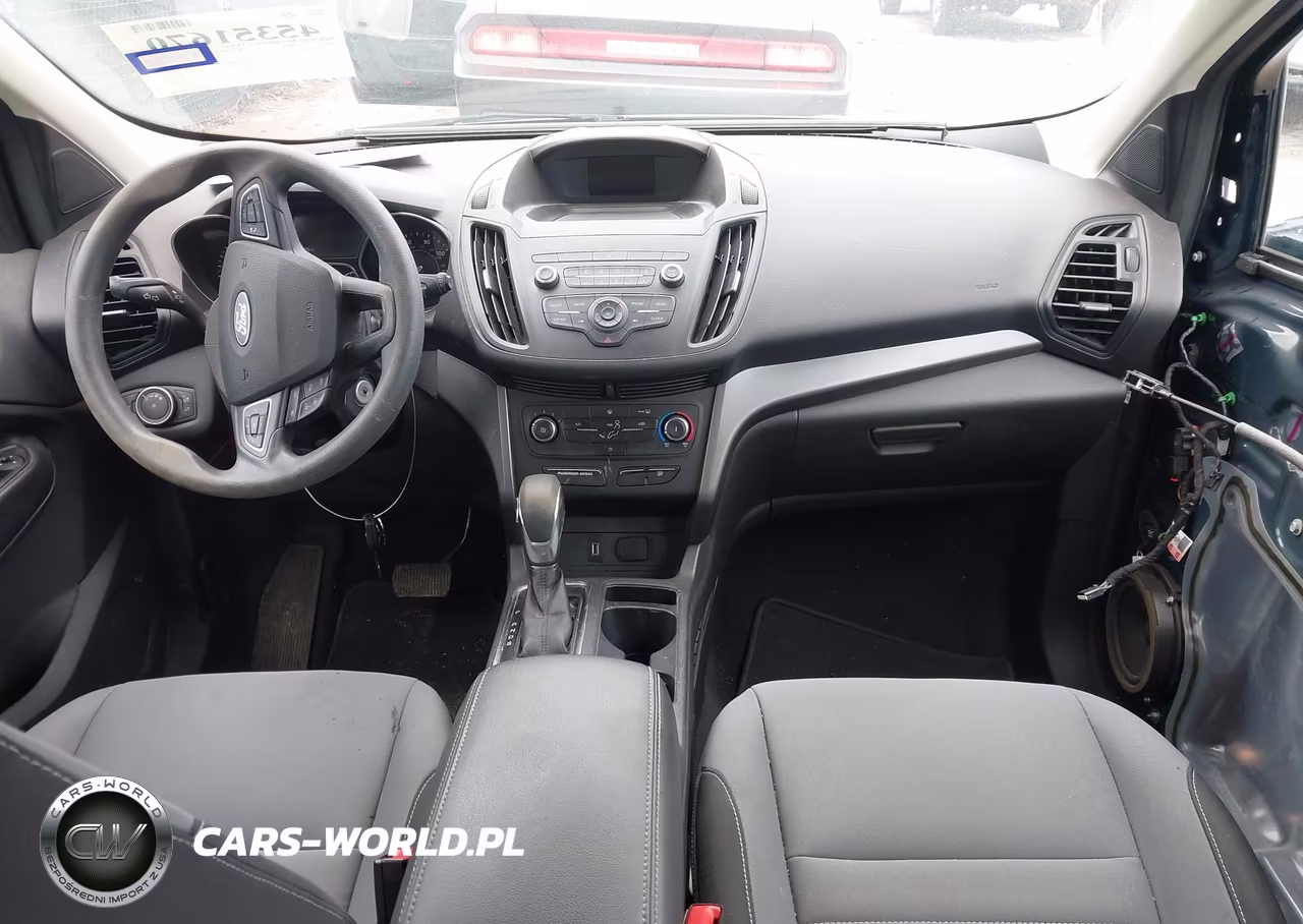 2019 Ford Escape S VIN:1FMCU0F73KUA17856 - 5