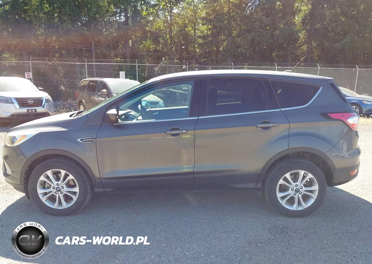2017 Ford Escape Se VIN:1FMCU9GD7HUE50291 - 14