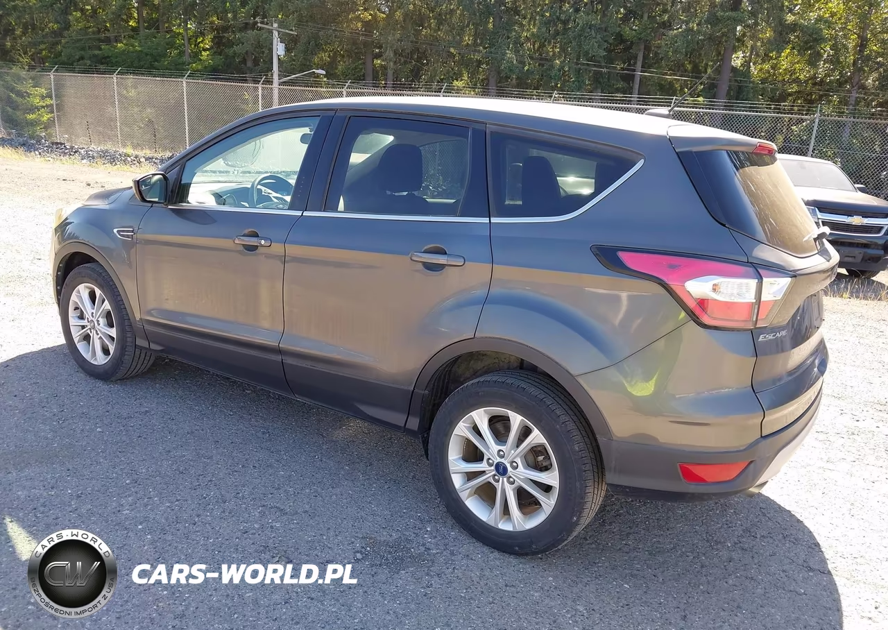 2017 Ford Escape Se VIN:1FMCU9GD7HUE50291 - 3