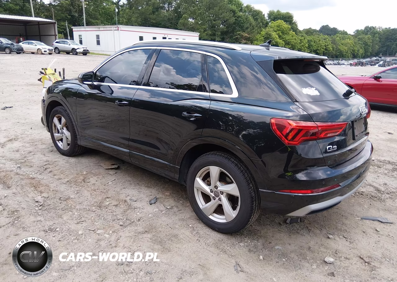 2019 Audi Q3 2.0T Premium VIN:WA1AECF37K1065041 - 3
