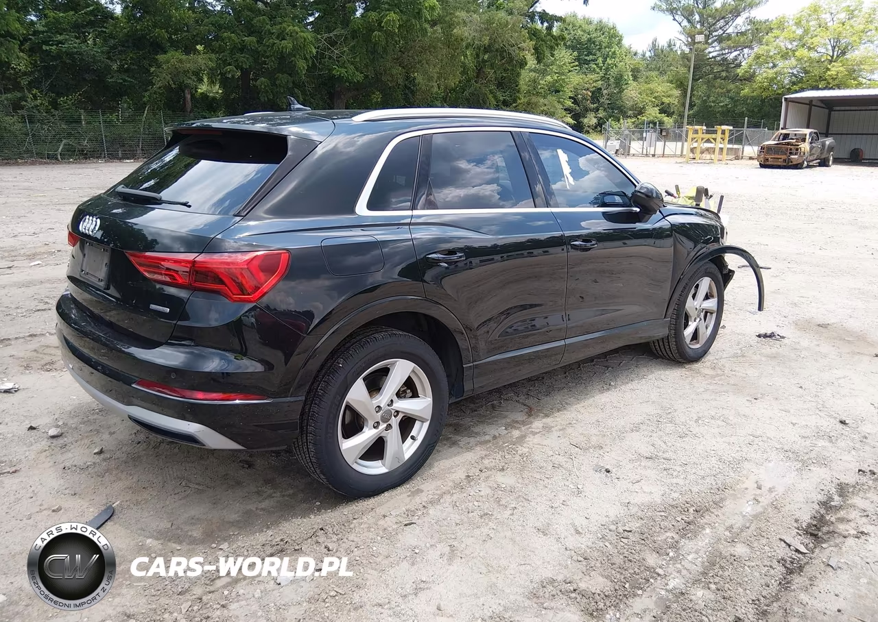 2019 Audi Q3 2.0T Premium VIN:WA1AECF37K1065041 - 4