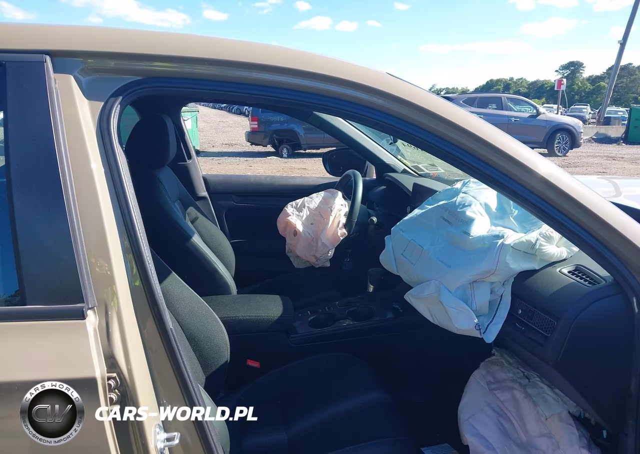 2025 Honda Civic Sedan Sport VIN:19XFL2H80SE008116 - 5