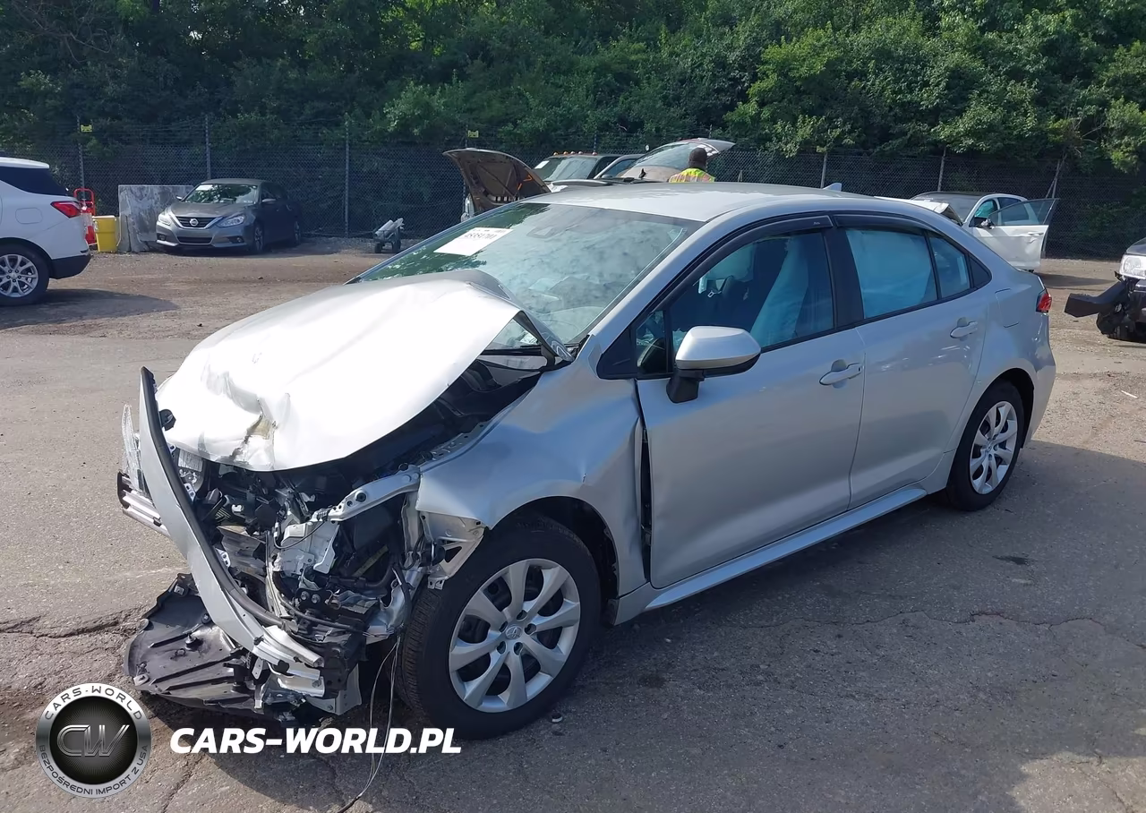 2021 Toyota Corolla Le VIN:5YFEPMAE2MP215572 - 2
