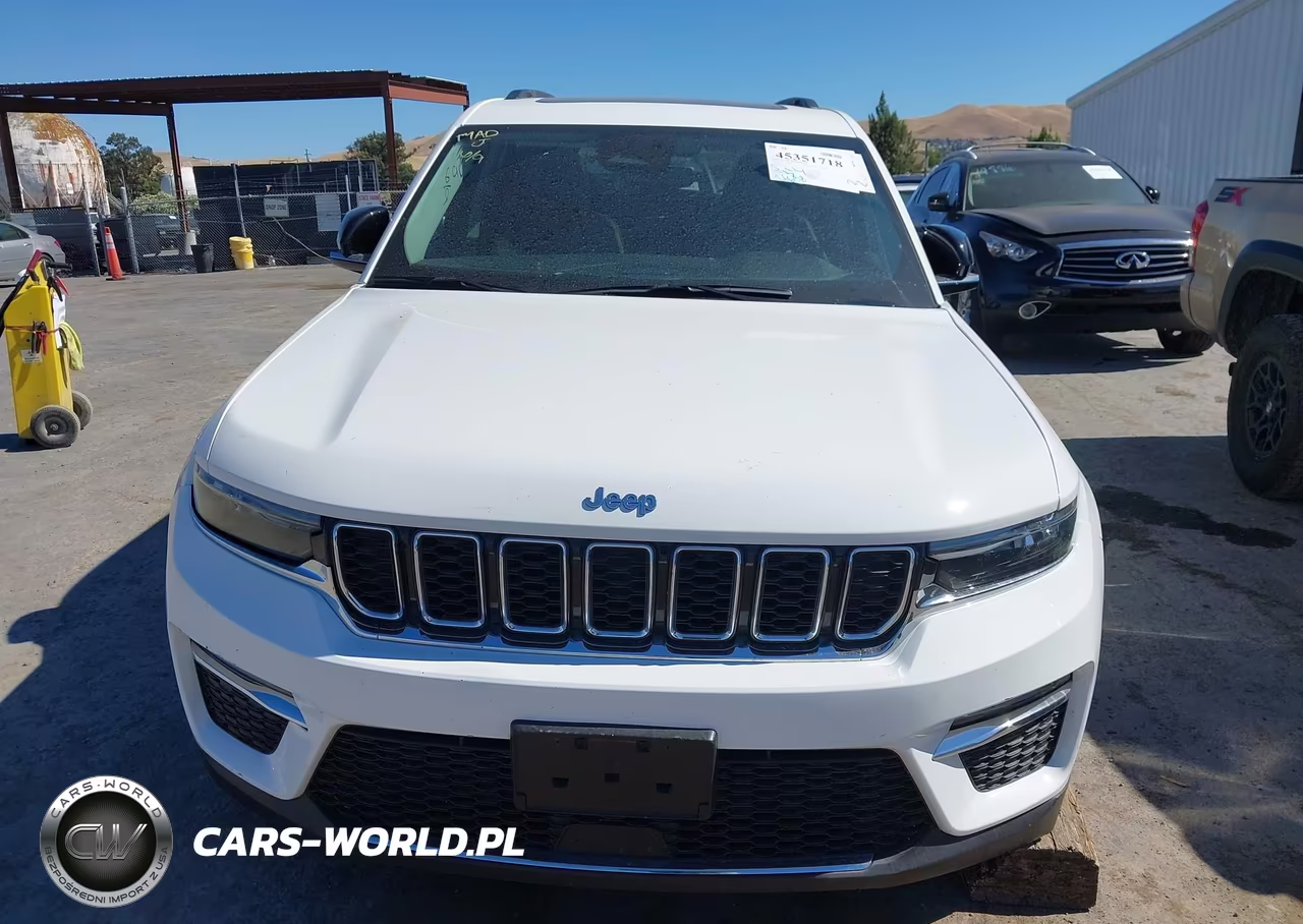 2024 Jeep Grand Cherokee 4Xe VIN:1C4RJYB61RC713019 - 13