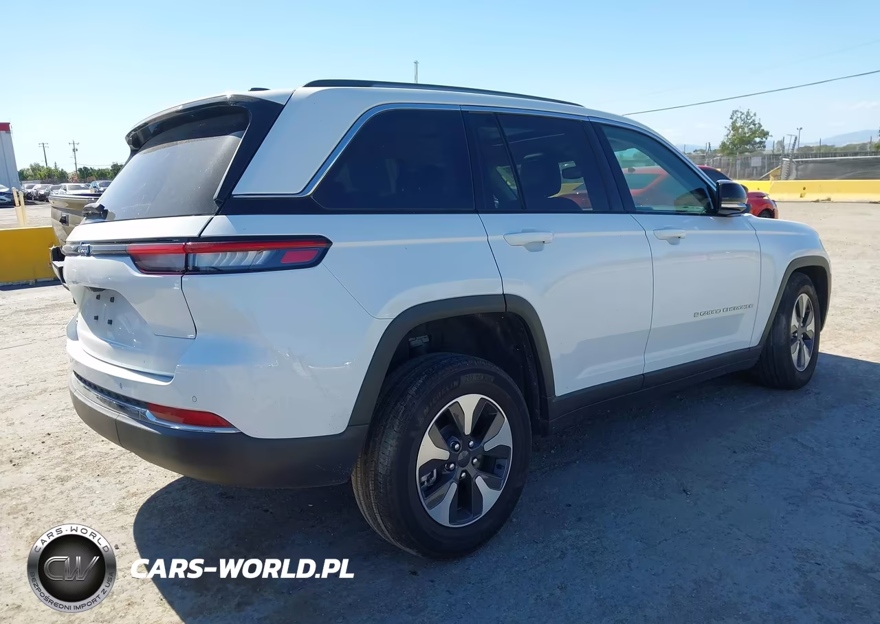 2024 Jeep Grand Cherokee 4Xe VIN:1C4RJYB61RC713019 - 4