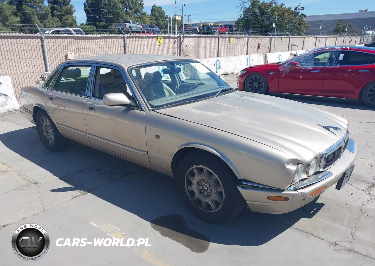 1999 Jaguar Xj8 – zdjęcie 1 z 11