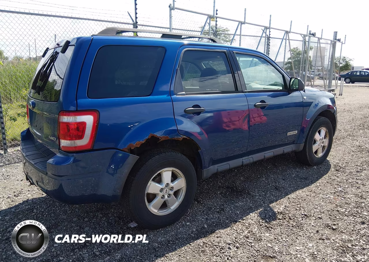 2008 Ford Escape Xlt VIN:1FMCU93178KA05847 - 4