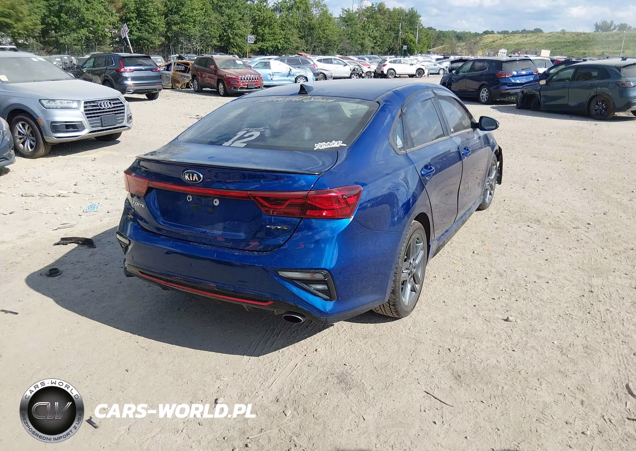 2021 Kia Forte Gt-Line VIN:3KPF34AD0ME380237 - 4