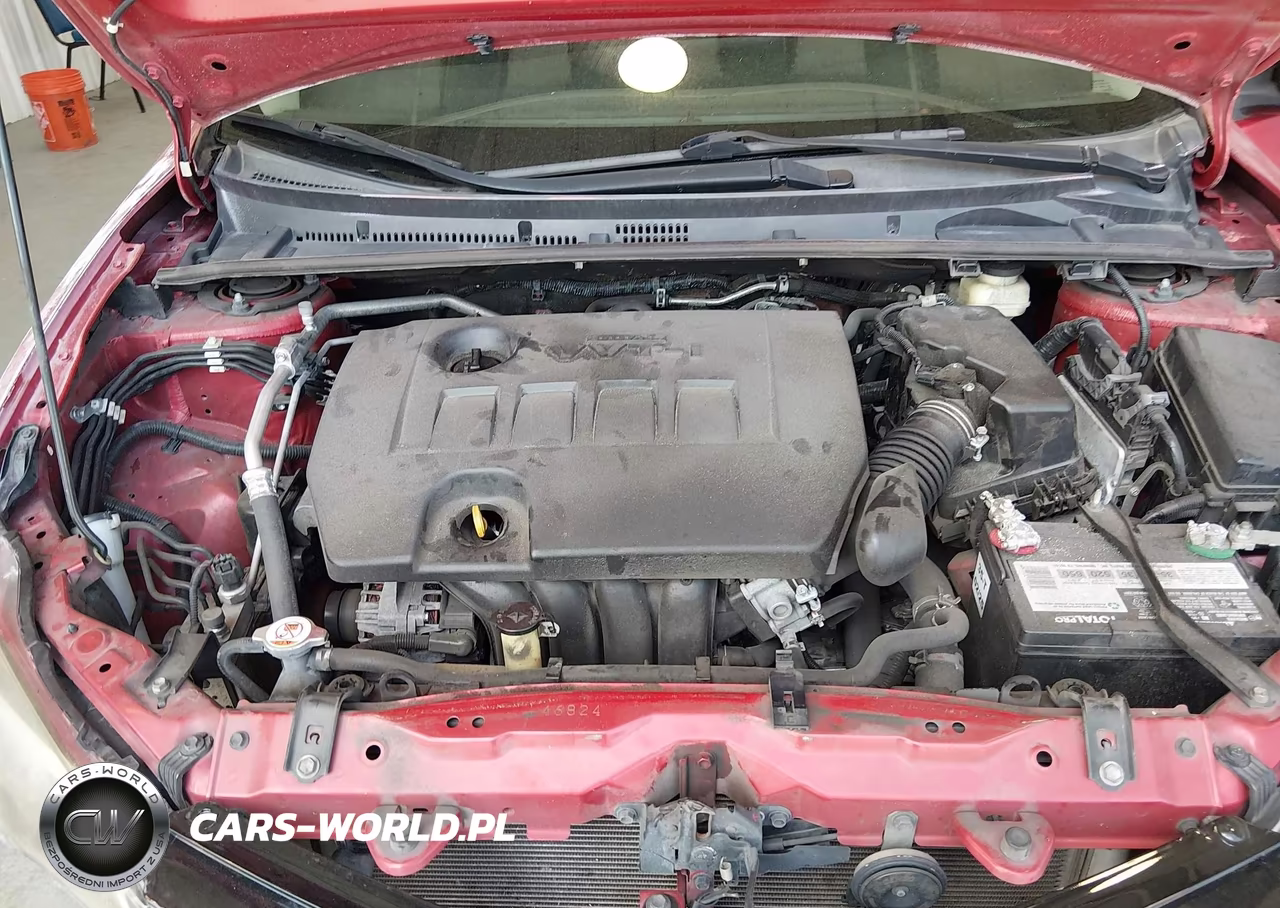 2018 Toyota Corolla Le VIN:5YFBURHE3JP772193 - 10