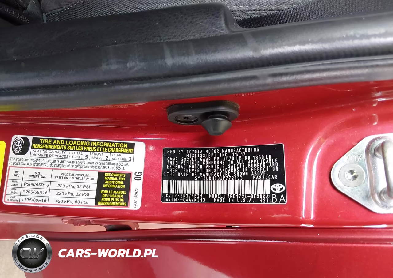 2018 Toyota Corolla Le VIN:5YFBURHE3JP772193 - 9
